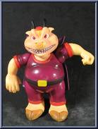 Wiz Pig from Diddy Kong Racing - Basic Series manufactured by Toy Biz [Loose]