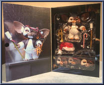 Gizmo from Gremlins - Ultimate Collection manufactured by Neca [Front]