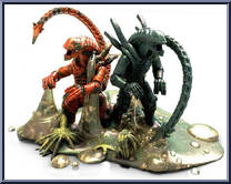 Red / Gray Xenomorphs from Heroes - Xenomorph Eggs manufactured by Mega Brands [Loose]