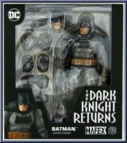 Batman (Dark Knight Returns) from Mafex - DC manufactured by Medicom [Front]