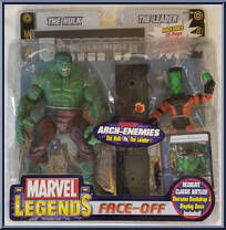 Hulk (Open Mouth) vs Leader (Tall Head) from Marvel Legends - Face Off Sets - Series 1 manufactured by Toy Biz [Front]