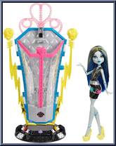 Recharge Chamber with Frankie Stein Action Figure