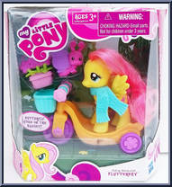 Fluttershy (Tricyle / Butterfly) from My Little Pony: Friendship is Magic - Riding Along manufactured by Hasbro [Front]