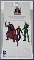 Wonder Woman from New 52 - Earth 2 manufactured by DC Collectibles [Back]