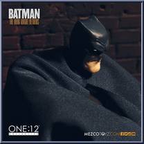 Batman (Dark Knight Returns) (Mezco Direct) from One:12 Collective - DC manufactured by Mezco [Loose]