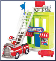 Marshall's Adventure Bay Townset Action Figure