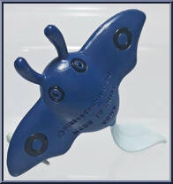 Mantine from Pokemon - Monster Collection - 2nd Generation manufactured by Tomy [Loose]
