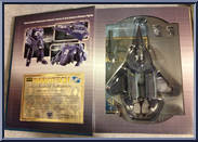 Volume 4:  Sue Graham's Shadow from Robotech - Alpha Fighters manufactured by Toynami [Front]