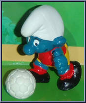 Soccer Smurf (Red Shirt / Yellow Shorts) from Smurfs - Soccer manufactured by Peyo [Loose]