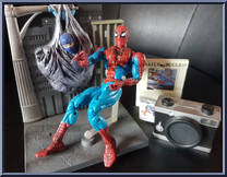 Spider-Man (Snap Shot) from Spider-Man (2000) - Series 10 manufactured by Toy Biz [Loose]