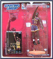 Magic Johnson from Starting Lineup - Basketball - 1998 Series manufactured by Kenner [Front]