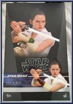 Rey & D-O Action Figure