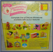 Lemon Meringue (with Frappe Working at the Sewing Machine) from Strawberryland Miniatures - Deluxe manufactured by Kenner [Back]