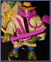 Undercover Leo from Teenage Mutant Ninja Turtles - Undercover Turtles (with Cards) manufactured by Playmates [Loose]