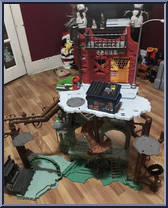 Secret Sewer Lair Playset + 4 Z-Line Ninja Playsets Action Figure