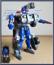 Red Alert with Longarm from Transformers - Armada - Maxcon Assortment manufactured by Hasbro [Loose]