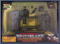 Military Life (Bunk Beds) from World Peacekeepers - Basic Series manufactured by M&C Toy Centre [Front]