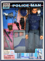 Police Officer (Riot Gear) from World Peacekeepers - Police manufactured by M&C Toy Centre [Front]