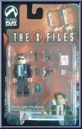 Special Agent Fox Mulder from X-Files Palz - Series 1 manufactured by Palisades [Front]