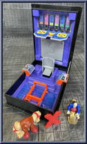 Cerebro Room Playset from X-Men - Pocket Comics - Series 2 manufactured by Toy Biz [Loose]