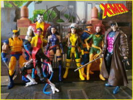 Rogue Height Modification (X-Men) Custom Action Figure [Scale comparison in front of Xavier mansion]