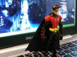 Strike Shield Robin (Batman) Custom Action Figure