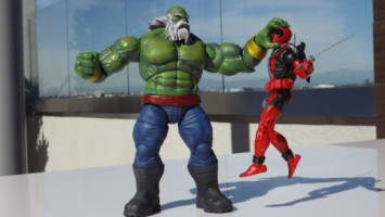 Maestro Hulk w/ Infinity Gauntlet (Marvel Legends) Custom Action Figure