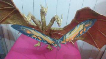 S.H. Monsterarts Gold King Ghidorah 2019 (Godzilla) Custom Action Figure