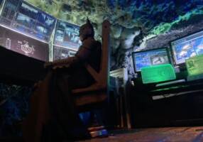 Batcave (Batman) Custom Diorama / Playset