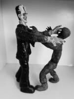 Le monstre de Frankenstein (Monsters) Custom Miniature / Figurine [Le monstre en combat mortel avec ma sculpture Wolf-man]