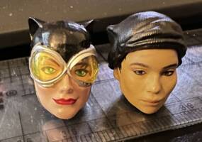 Catwoman (DC Multiverse) Custom Action Figure [Headsculpt comparison]