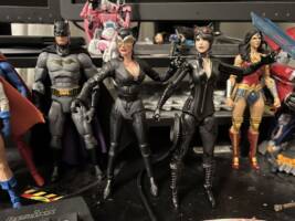 Catwoman (DC Multiverse) Custom Action Figure [Size comparison]
