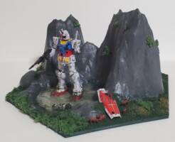 Destroyed Gundam (Gundam) Custom Diorama / Playset