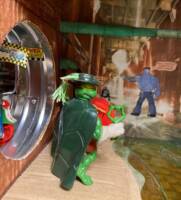 Sewer Heroes: Raph, the Green Defender (Teenage Mutant Ninja Turtles) Custom Action Figure