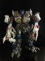 Armored Optimus Prime (Transformers - Movie) Custom Action Figure