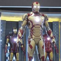 Iron Man 3 Extremis Armor Custom (Iron Man) Custom Action Figure