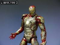 Iron Man Mark 42 Battle Damage (Marvel Legends) Custom Action Figure