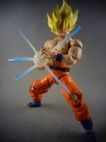 S.H Figuarts Battle Damaged Goku (Dragonball Z) Custom Action Figure