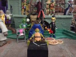 TMNT Ice Cream Kitty (Teenage Mutant Ninja Turtles) Custom Miniature / Figurine
