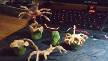 xenomorph facehuggers an d eggs (Aliens) Custom Action Figure
