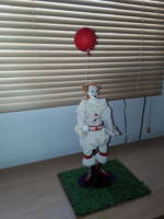 2017 Pennywise IT clown (Clowns) Custom Action Figure [Side]