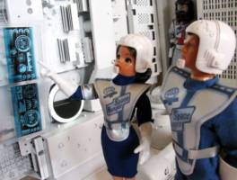 Sindy Space Ranger International (Crossover) Custom Action Figure [Scene 2]