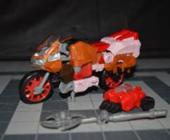 Nancy (Female Junkion) (Transformers) Custom Action Figure